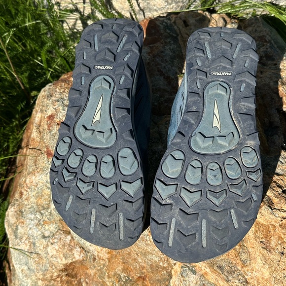 Altra Lone Peak 6 Trail Shoes - Picture 6 of 6